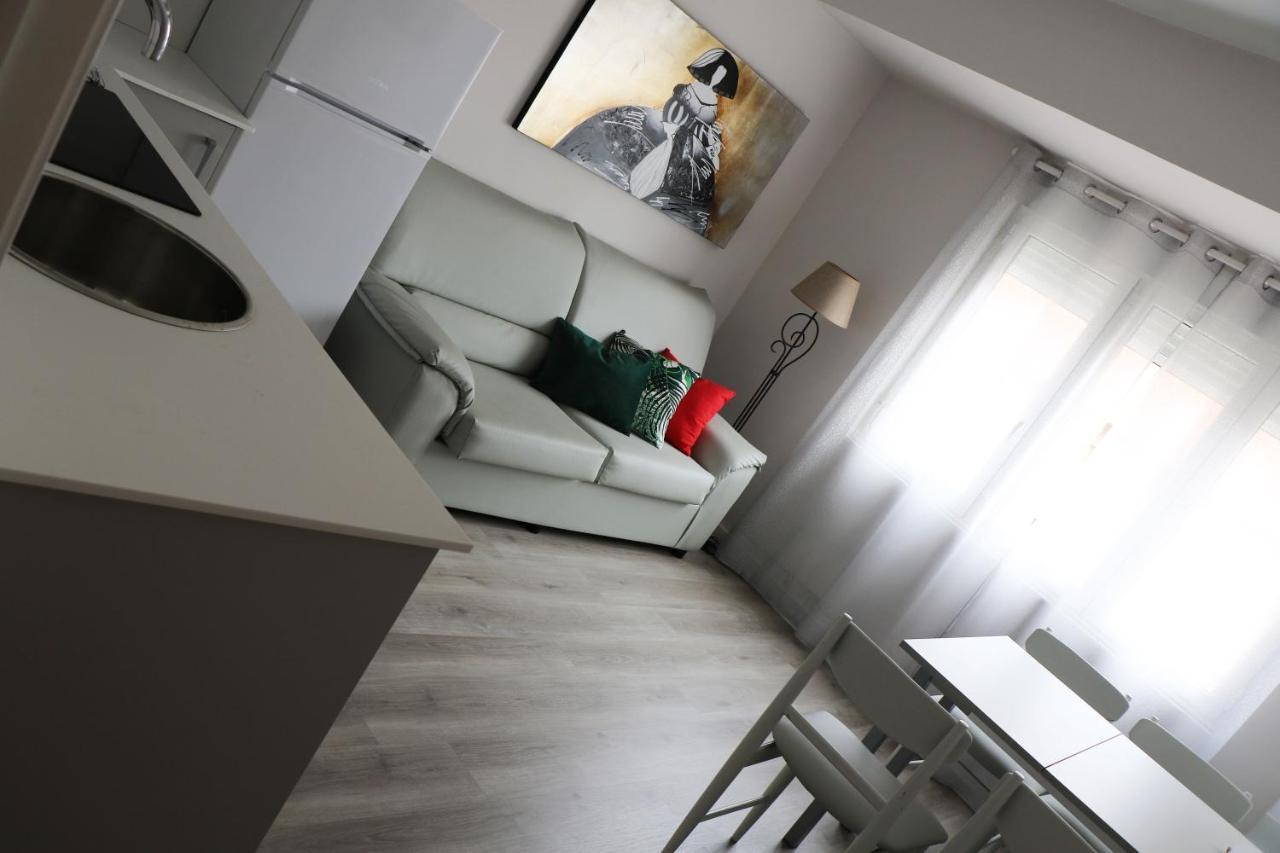 Kasetas Apartment'S 萨里亚 外观 照片